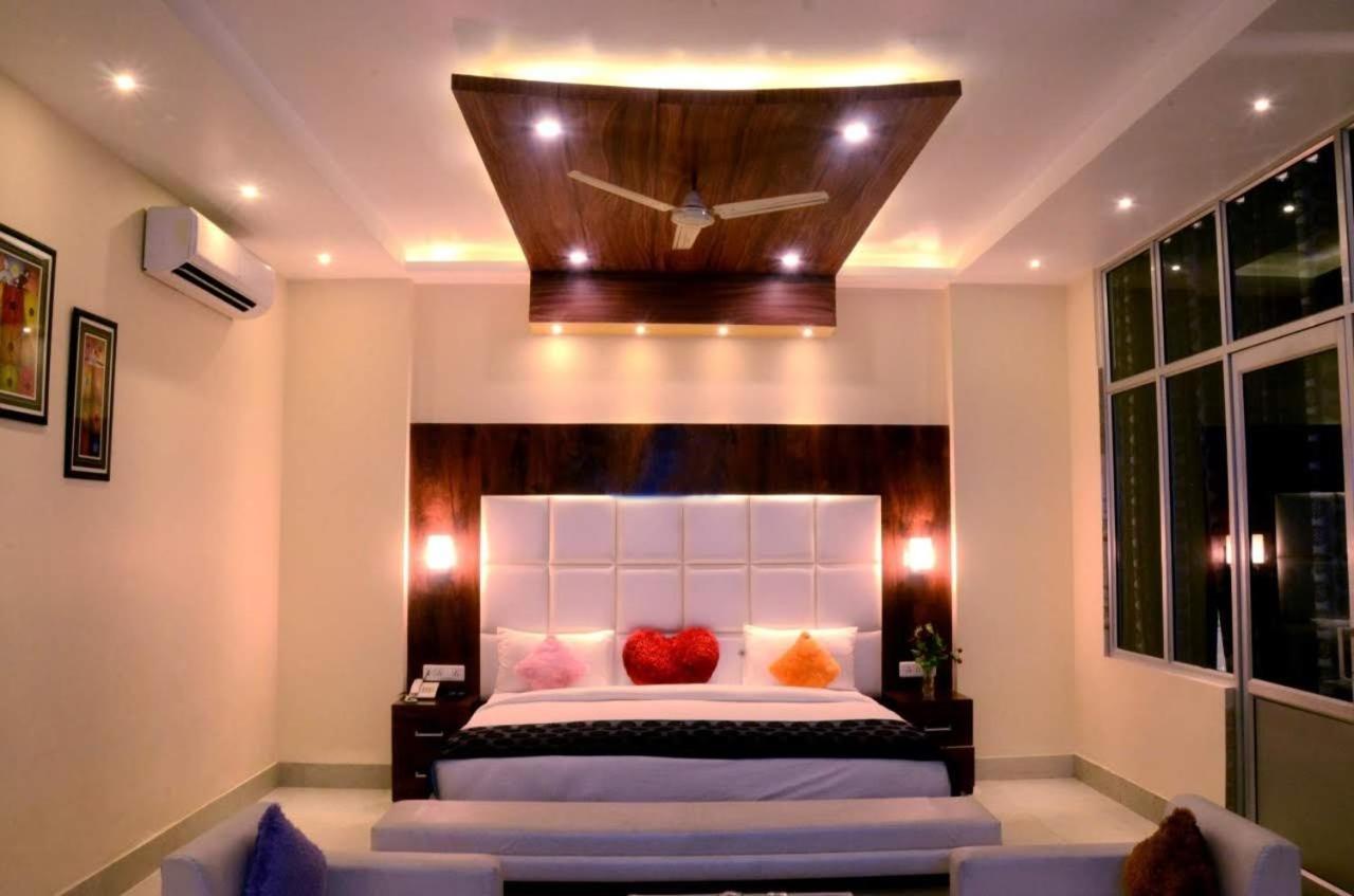 Taraji Resort Ayodhya Exterior photo