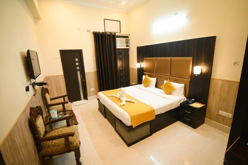 Taraji Resort Ayodhya Exterior photo
